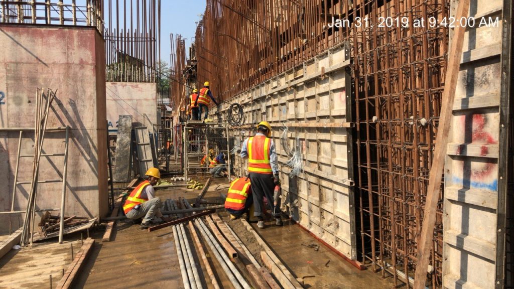 bwall-formwork-installation-at-block-102