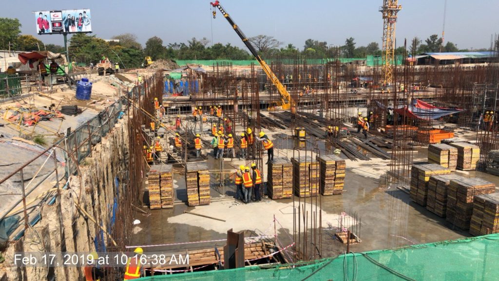 column-rebar-installation-at-block-104-b1-slab