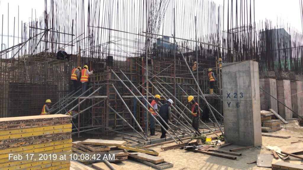 hotel-septic-tank-wall-formwork-installation