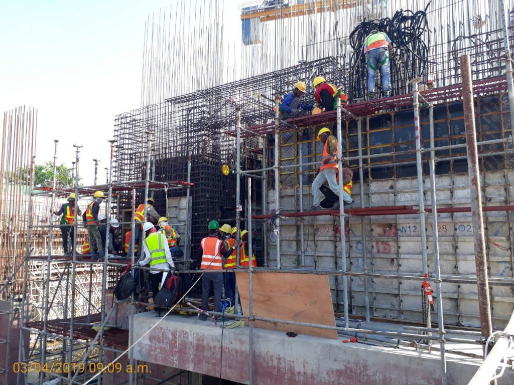 b1-corewall-formwork-installation-at-blcok-101