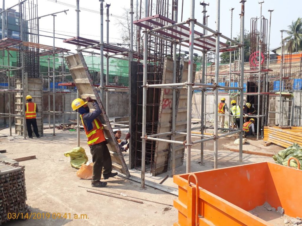 b1-column-formwork-installation