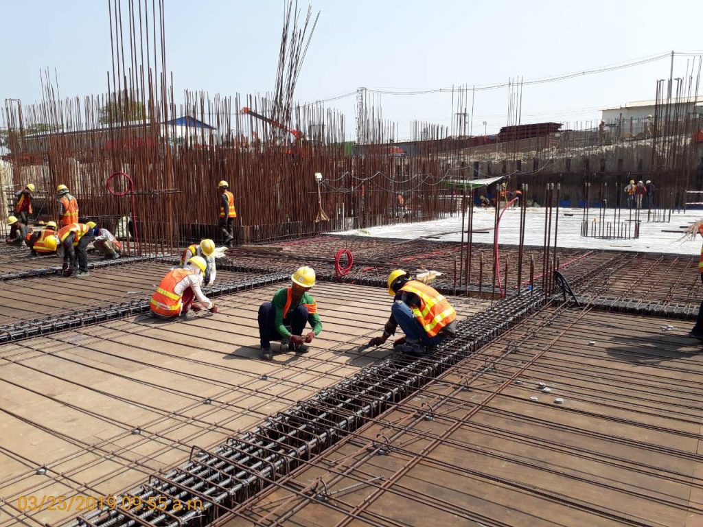 hotel-slab-rebar-installation-work