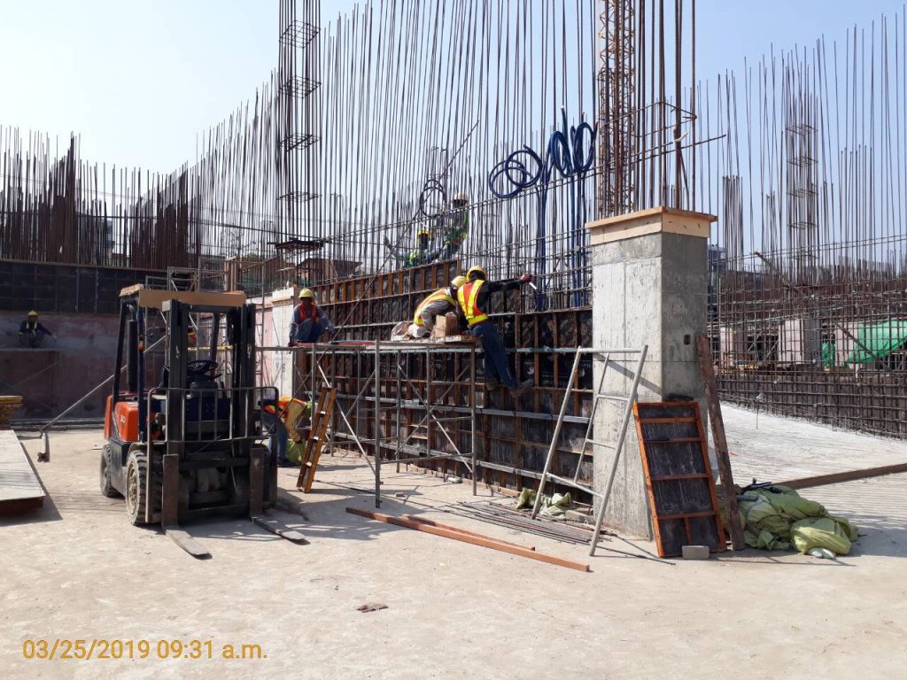 ramp-2-wall-formwork-installation-work