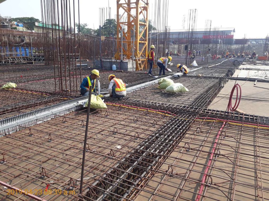 b1-slab-stopper-installation-at-block-103