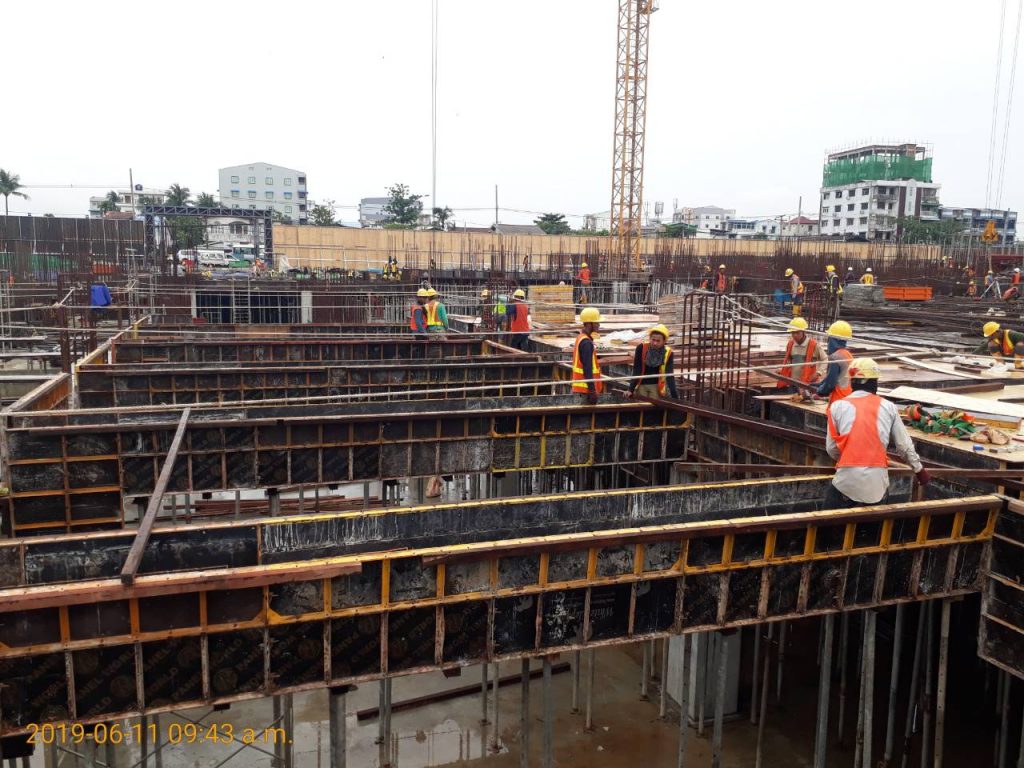 access-way-slab-formwork-installation-near-block-103