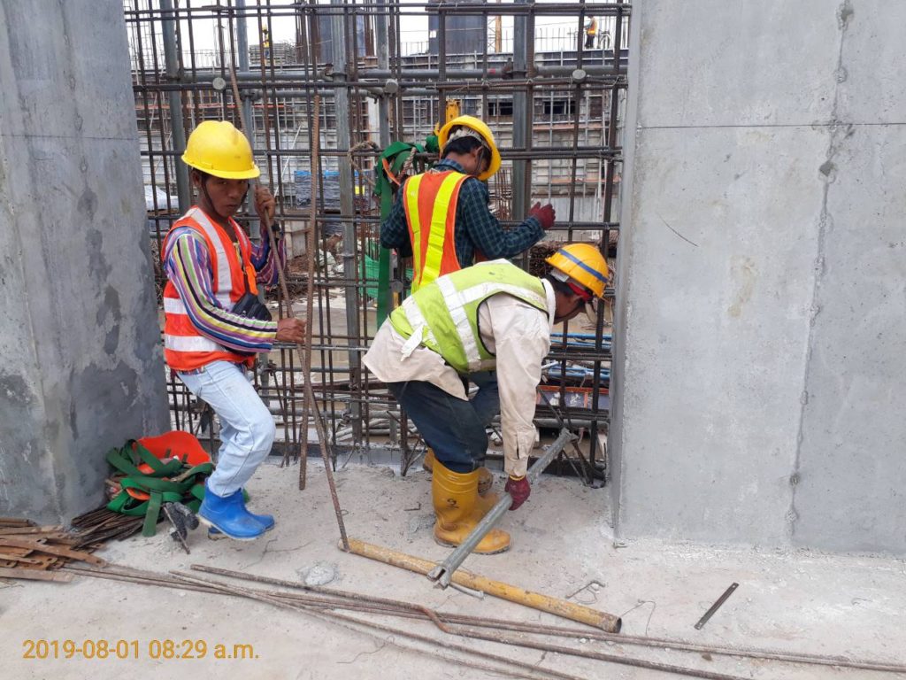 block-103-gf-wall-rebar-erection