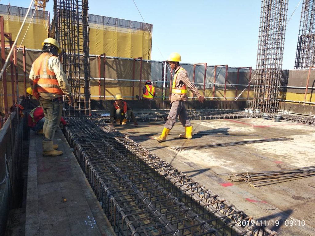 block-103-8f-beam-rebar-work