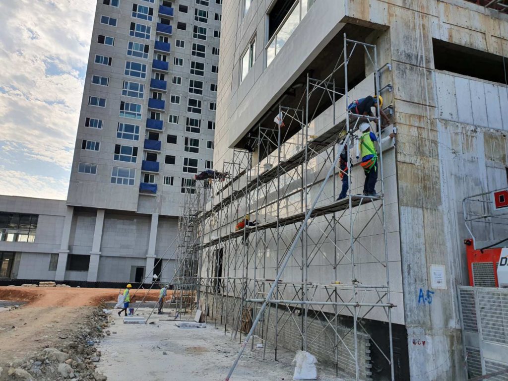 frame-and-stone-install-blk101-east-area